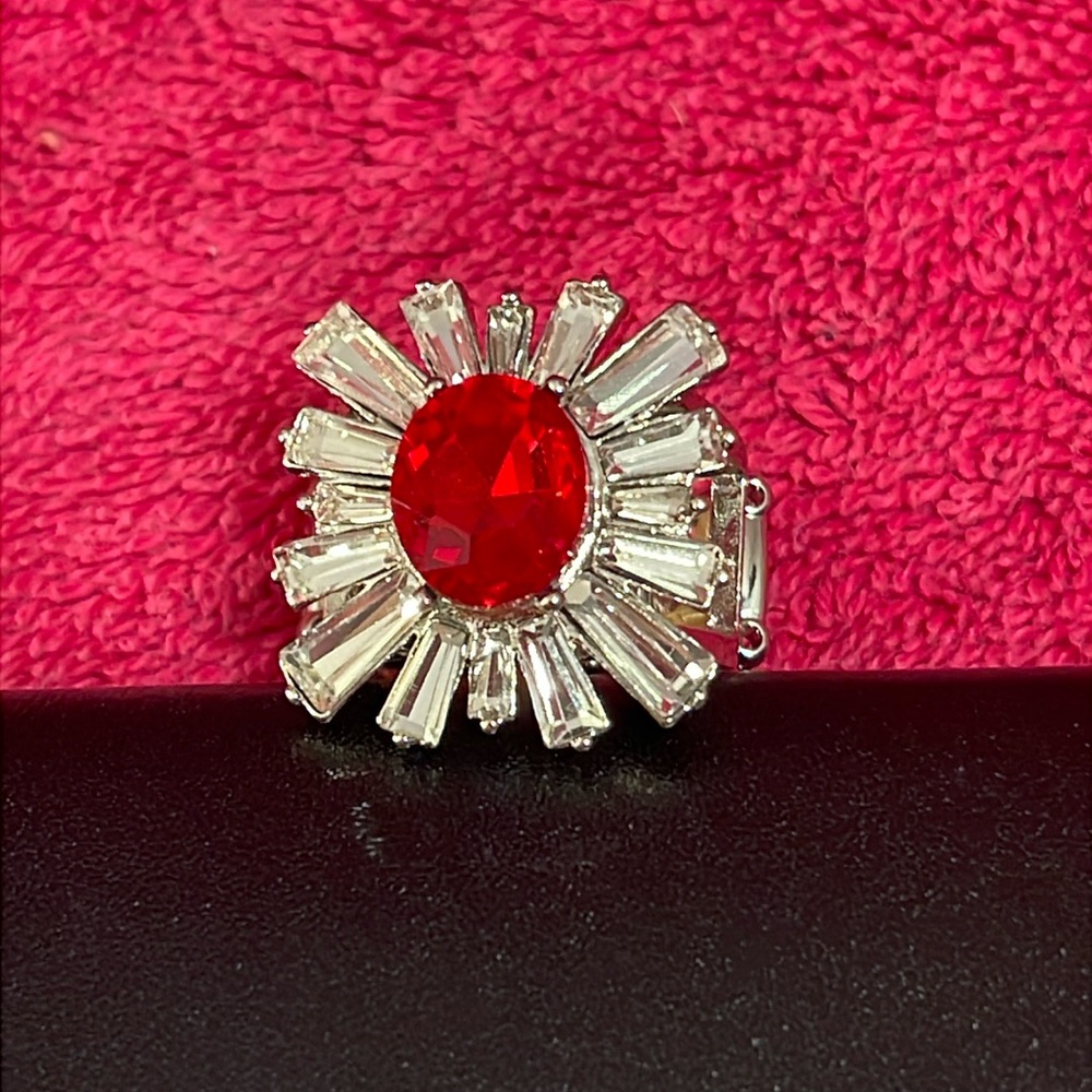 🏝️ 3 for $5💗 New Paparazzi Starburst ring